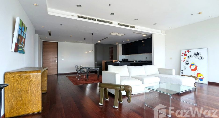 Wohnung zum Kauf mit 2 Zimmer in Sathon, Bangkok