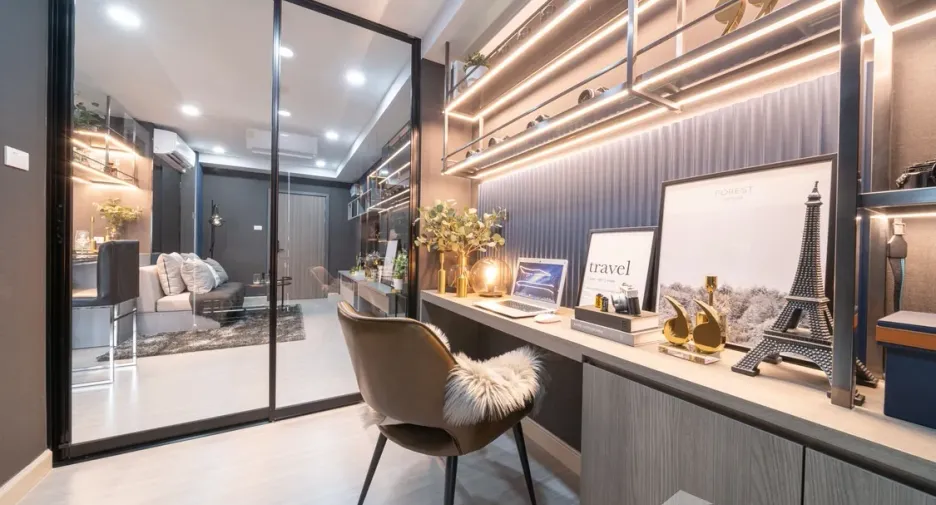 For sale 2 bedrooms condo in Mueang Samut Prakan, Samut Prakan