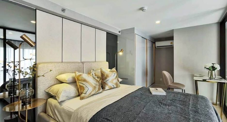 Condo en alquiler de 1 habitaciones en Sathon, Bangkok