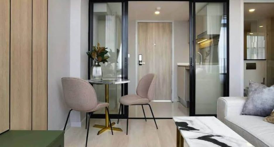 Condo en alquiler de 1 habitaciones en Sathon, Bangkok
