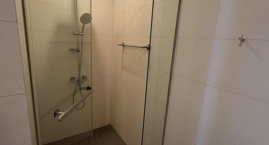 À vendre 2 chambres condo à Khlong Toei, Bangkok