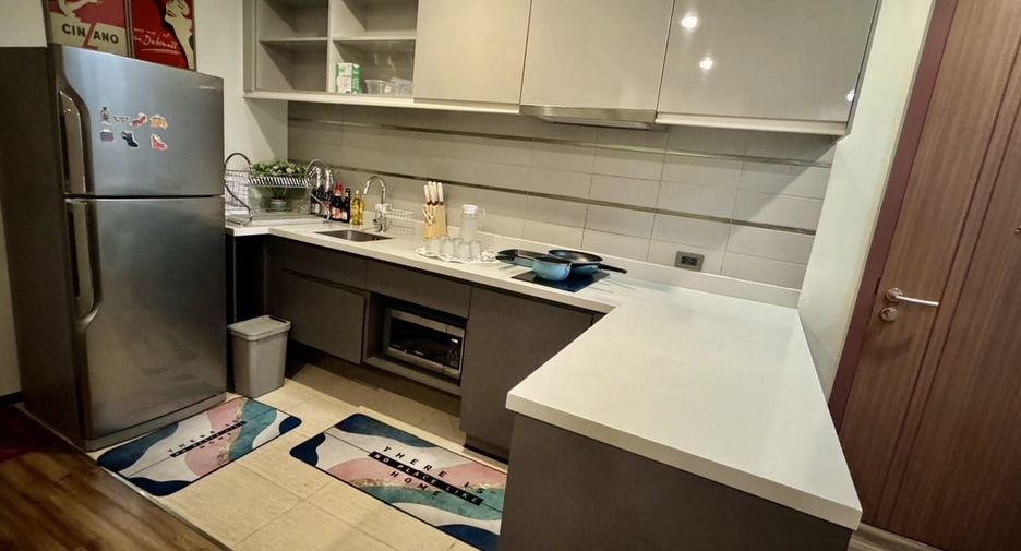 À vendre 2 chambres condo à Khlong Toei, Bangkok