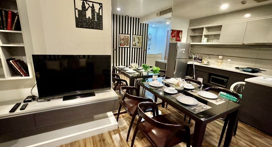 À vendre 2 chambres condo à Khlong Toei, Bangkok