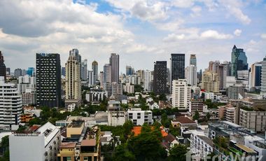 À vendre 2 chambres condo à Khlong Toei, Bangkok