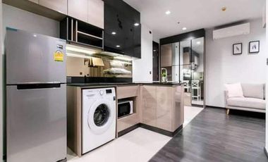 For sale 2 bedrooms condo in Huai Khwang, Bangkok