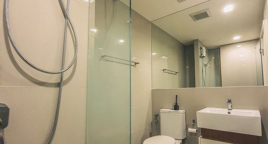 For sale and for rent 2 bedrooms condo in Khan Na Yao, Bangkok