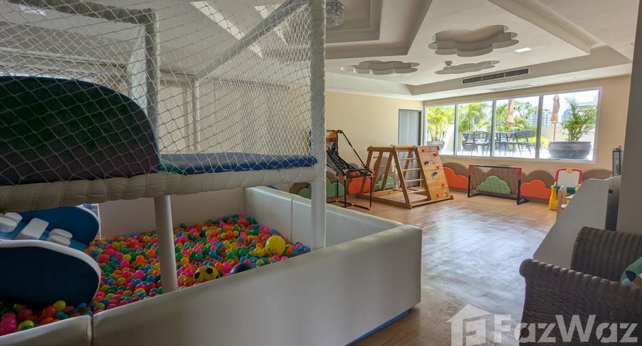 Wohnung zur Miete mit 3 Zimmer in Khlong Toei, Bangkok