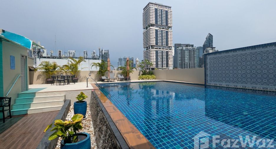 Wohnung zur Miete mit 3 Zimmer in Khlong Toei, Bangkok