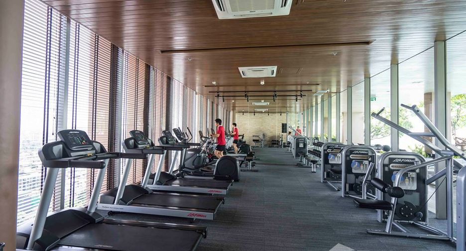 Condo en venta de 2 habitaciones en Khlong Toei, Bangkok