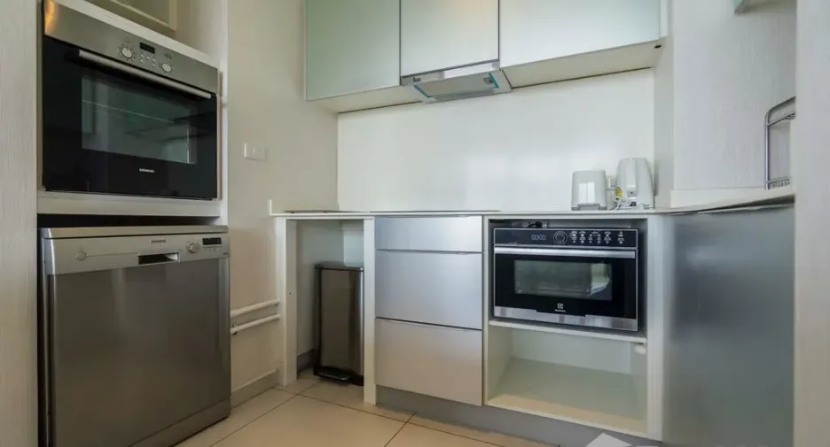 Condo en venta de 2 habitaciones en Khlong Toei, Bangkok