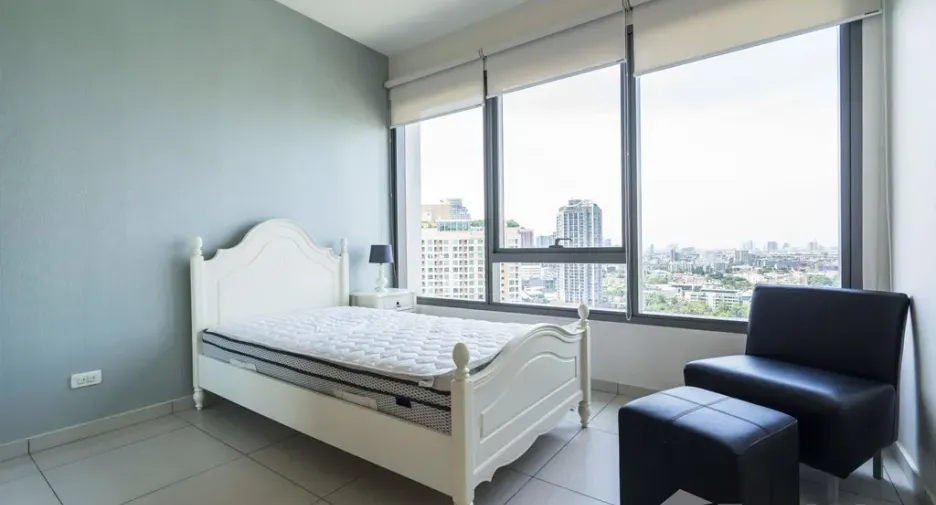Condo en venta de 2 habitaciones en Khlong Toei, Bangkok