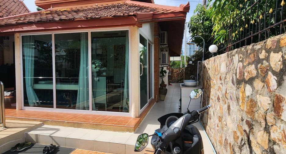 For sale and for rent 3 bedrooms villa in Bang Lamung, Chonburi