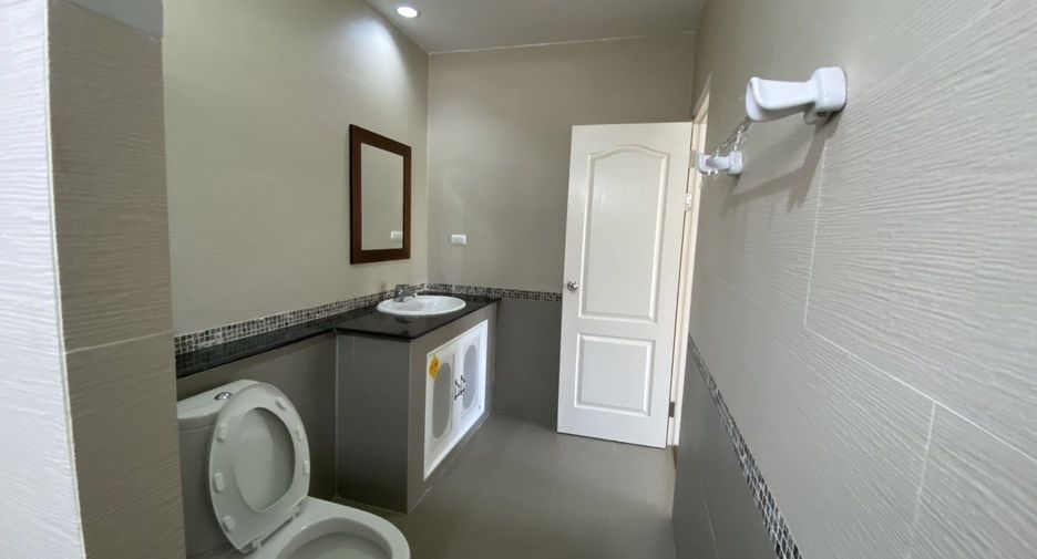 For sale and for rent 4 bedrooms house in Hang Dong, Chiang Mai