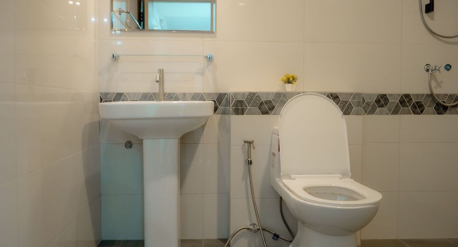 For sale 2 bedrooms condo in Mueang Chiang Mai, Chiang Mai