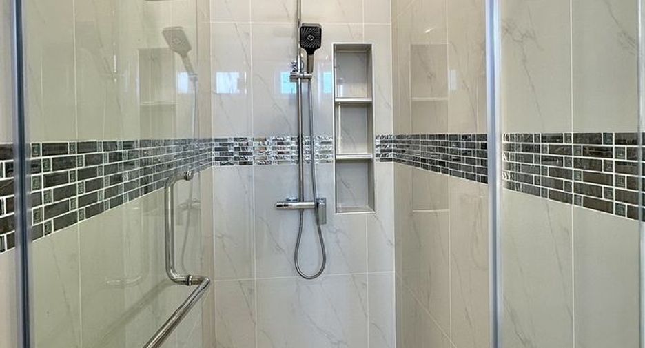 Продажа 3 спальни вилла в Банг Ламунг, Чонбури