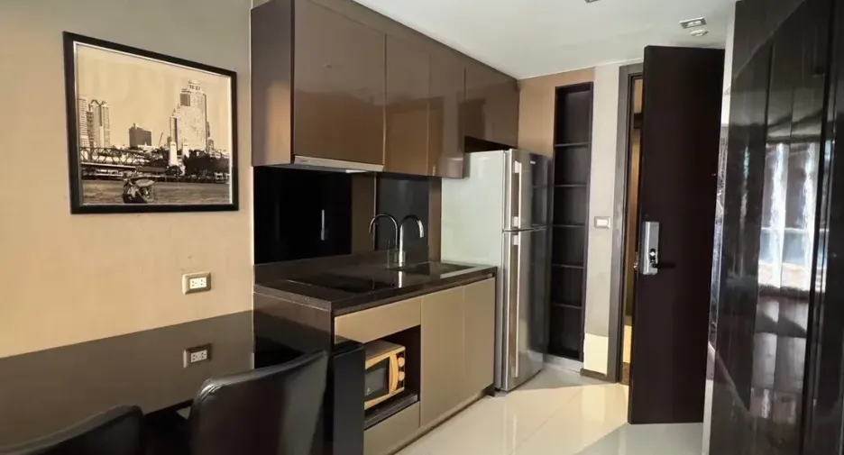 Condo en venta y en alquiler de 1 habitaciones en Watthana, Bangkok