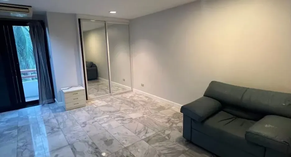 For sale and for rent 3 bedrooms condo in Pathum Wan, Bangkok