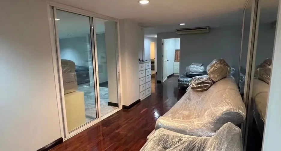 For sale and for rent 3 bedrooms condo in Pathum Wan, Bangkok