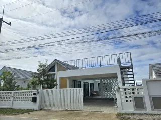 Villa en venta y en alquiler de 3 habitaciones en Hang Dong, Chiang Mai