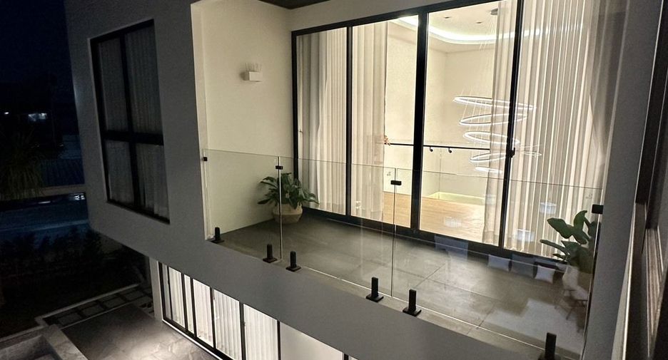 ขาย และ ให้เช่า 5 ห้องนอน บ้านเดี่ยว ใน หางดง, เชียงใหม่