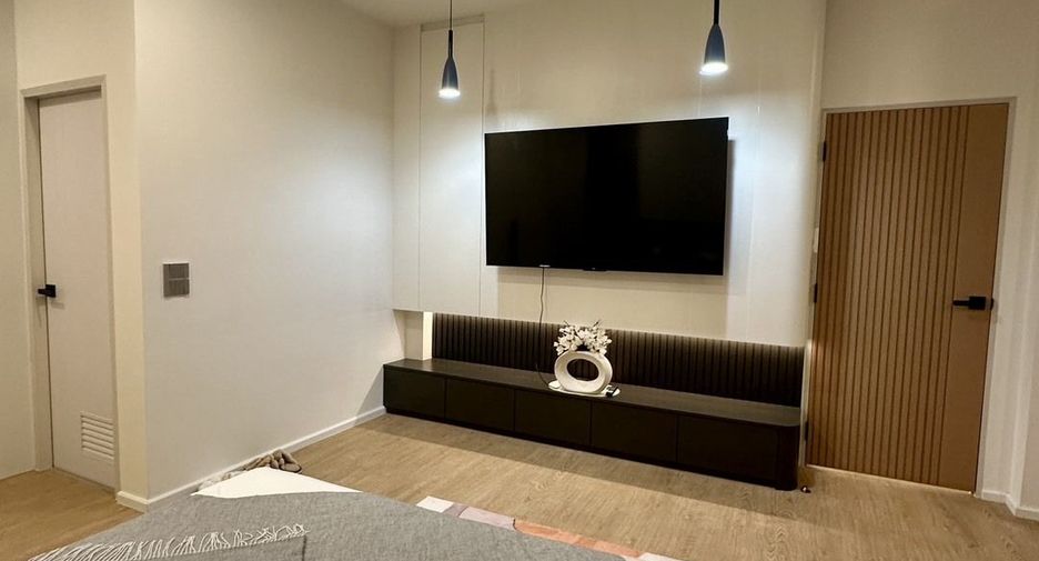 ขาย และ ให้เช่า 5 ห้องนอน บ้านเดี่ยว ใน หางดง, เชียงใหม่