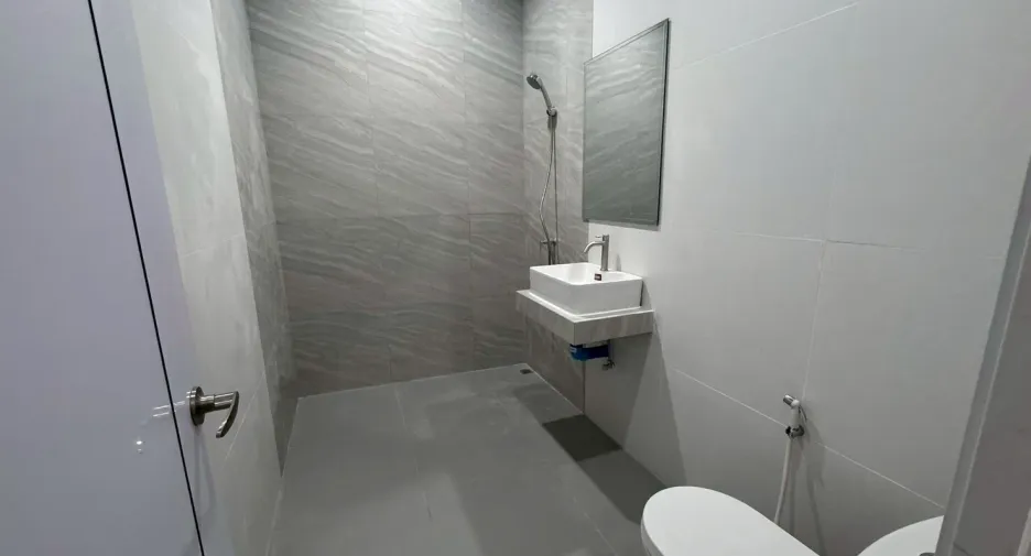 For rent retail Space in Mueang Chiang Mai, Chiang Mai