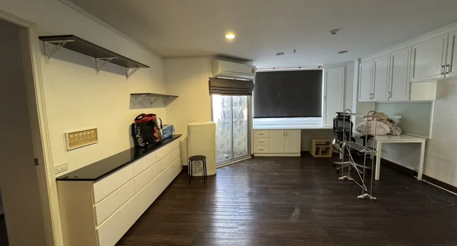 For rent 1 bed condo in Bang Rak, Bangkok