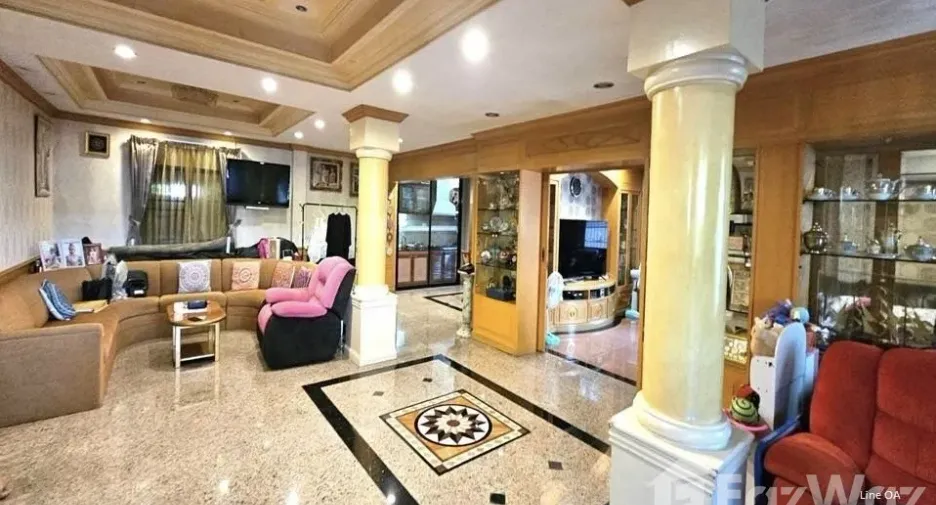 À vendre 5 chambres maison à Suan Luang, Bangkok