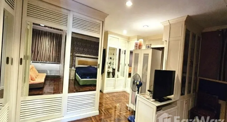 À vendre 5 chambres maison à Suan Luang, Bangkok