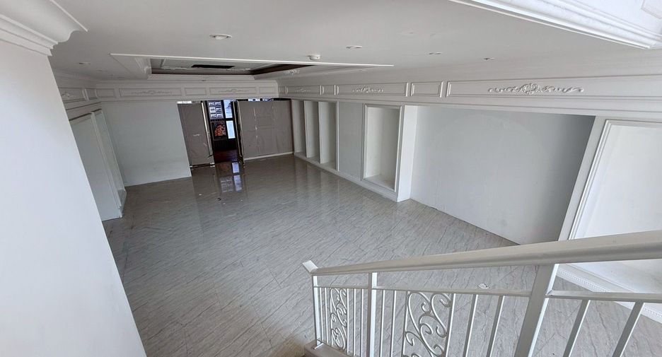 Gewerbefläche zur Miete in Watthana, Bangkok