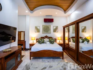 For sale 5 bedrooms villa in Mueang Phuket, Phuket