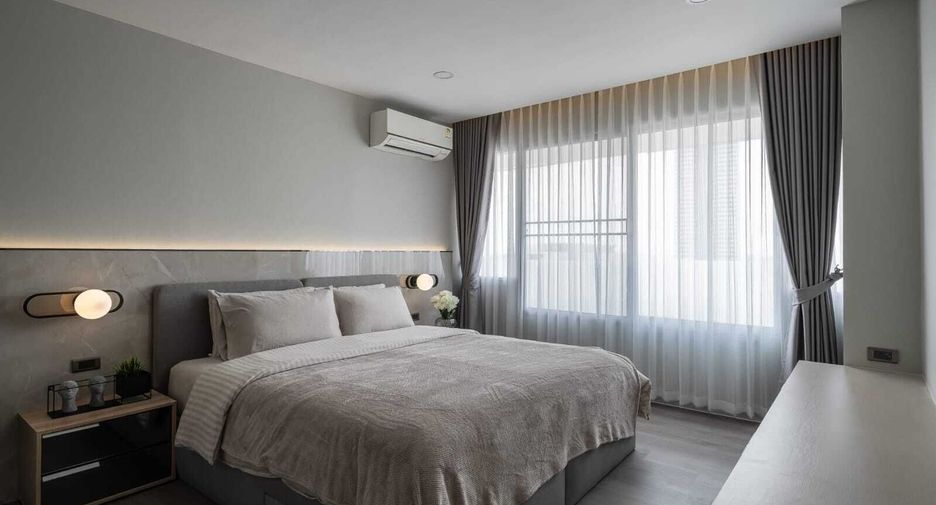 For sale 3 bedrooms condo in Bang Na, Bangkok