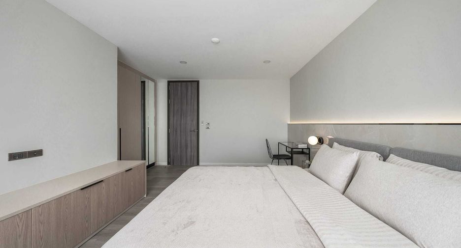 For sale 3 bedrooms condo in Bang Na, Bangkok