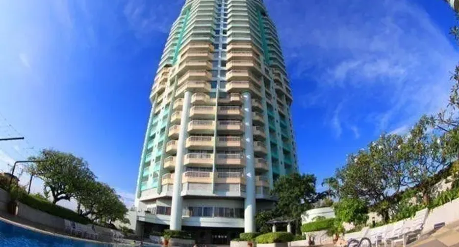For sale 3 bedrooms condo in Bang Na, Bangkok