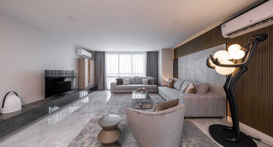 For sale 3 bedrooms condo in Bang Na, Bangkok