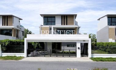 Casa en venta de 3 habitaciones en Sattahip, Chonburi