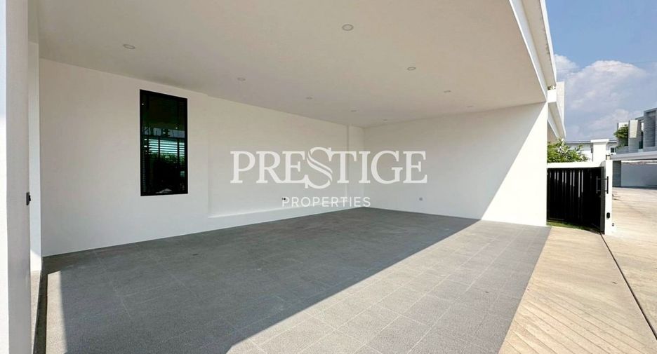 Haus zur Miete mit 4 Zimmer in Bang Lamung, Chonburi