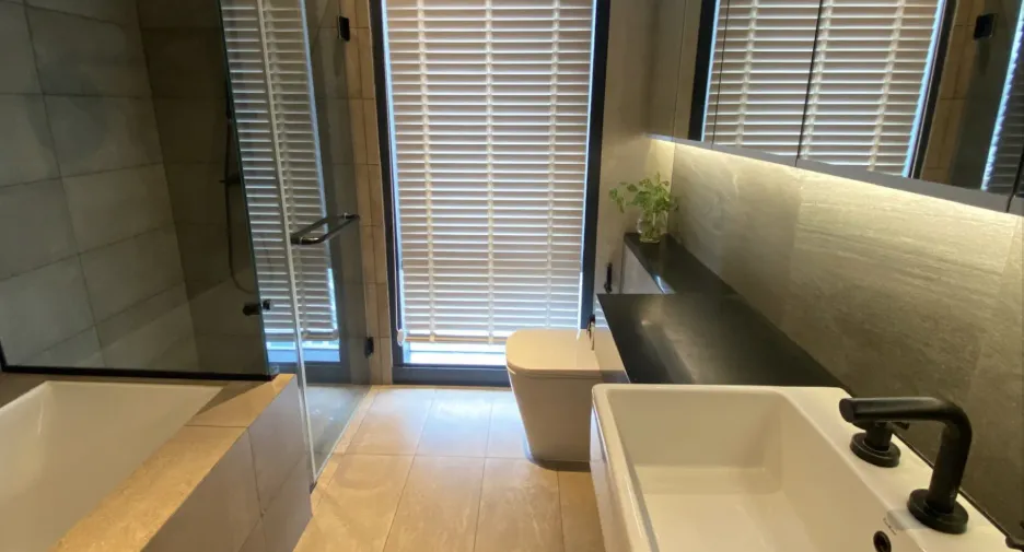 À vendre et à louer 2 chambres condo à Watthana, Bangkok