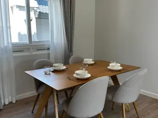For rent 4 bedrooms house in Mueang Phuket, Phuket