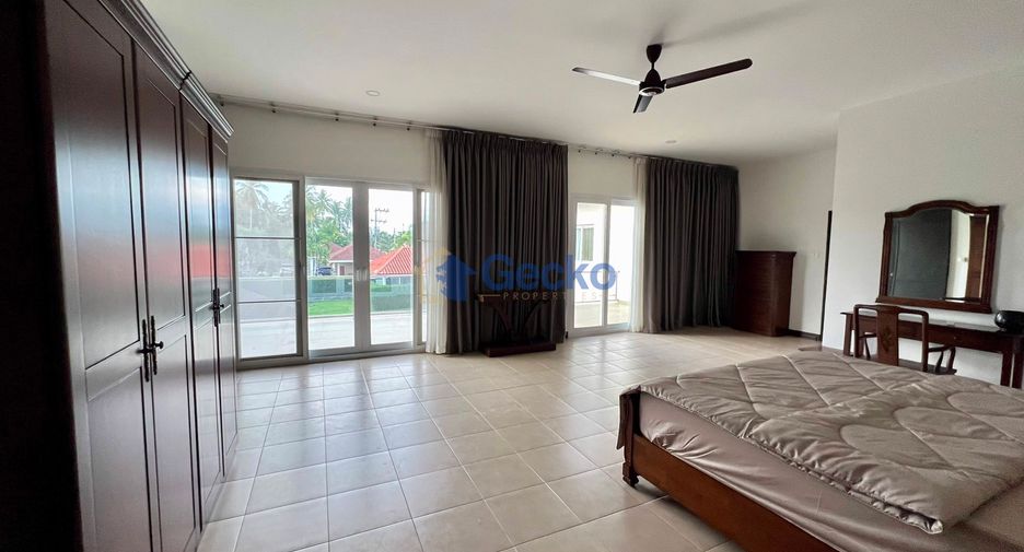 À louer et à vendre 5 chambres maison à Bang Lamung, Chonburi