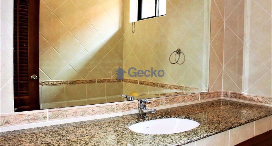 For rent 3 bedrooms house in Bang Lamung, Chonburi