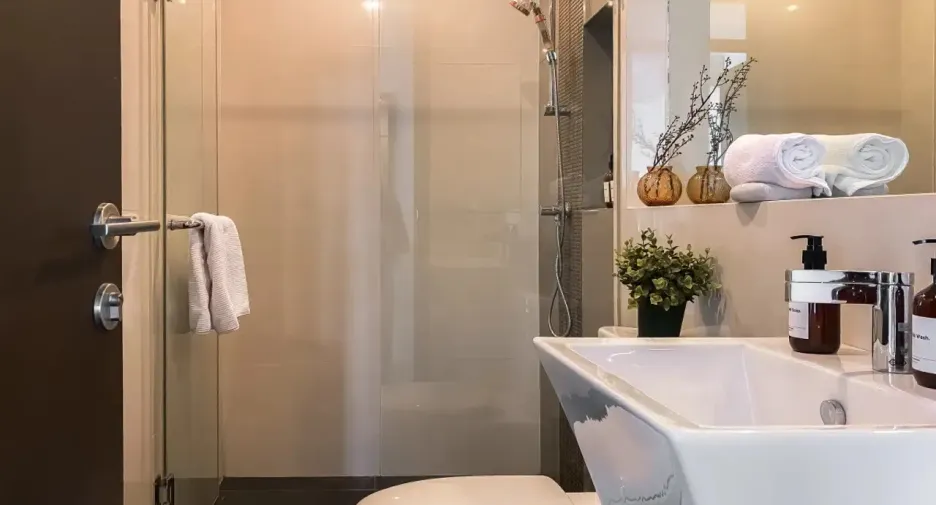 For rent 2 bedrooms condo in Sathon, Bangkok