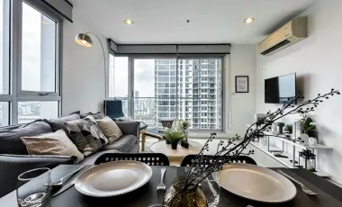 Condo en alquiler de 2 habitaciones en Sathon, Bangkok