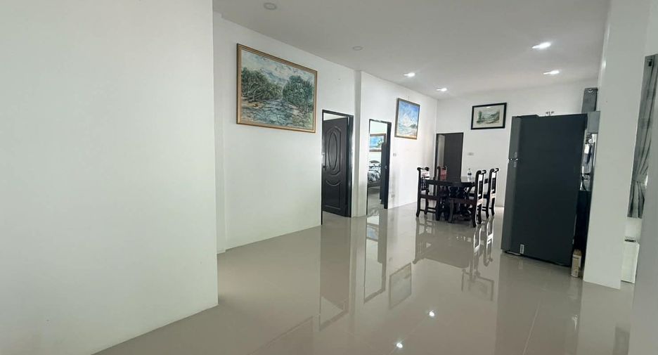 For rent 4 ベッドルーム house in Mueang Phuket, Phuket