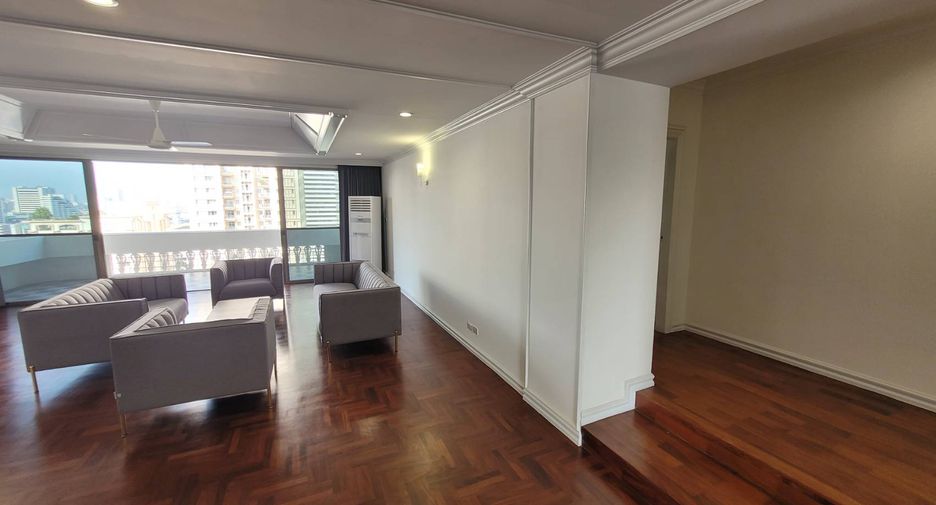 À louer 3 chambres condo à Watthana, Bangkok