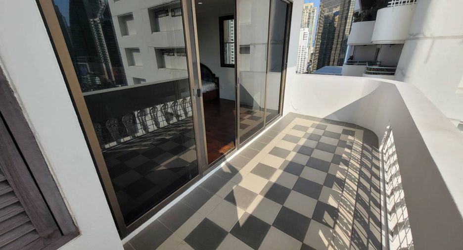 À louer 3 chambres condo à Watthana, Bangkok