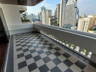 À louer 3 chambres condo à Watthana, Bangkok