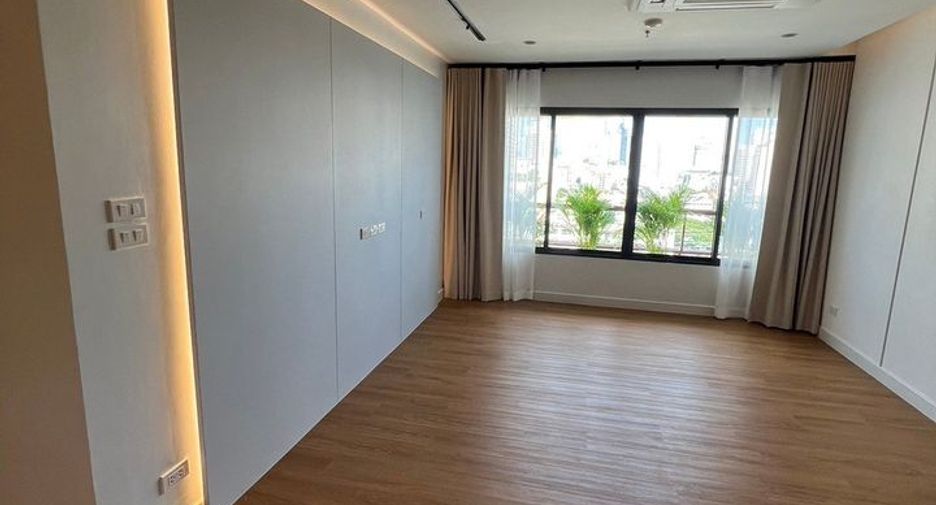 出租 和 出售 2 卧室 公寓 在 Khlong Toei, 曼谷