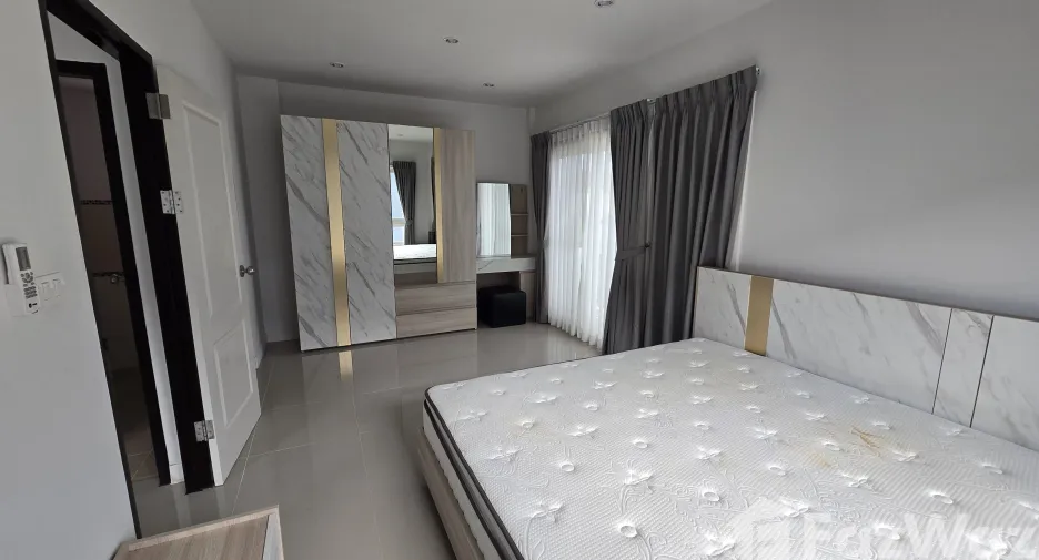 For rent 3 bedrooms house in Mueang Phuket, Phuket