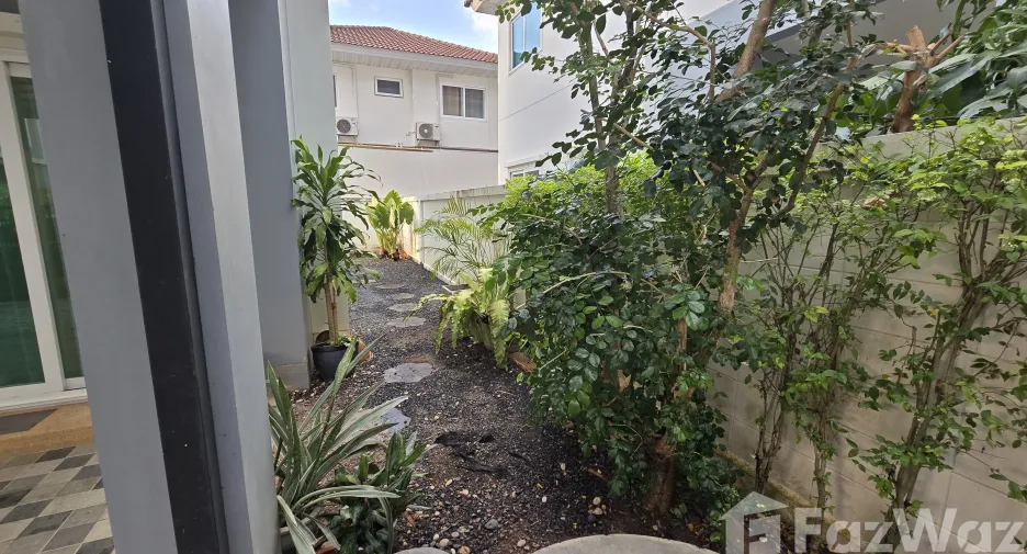 For rent 3 bedrooms house in Mueang Phuket, Phuket